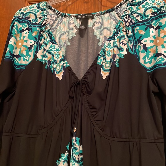 INC turquoise/black no wrinkle dress - Picture 3 of 3